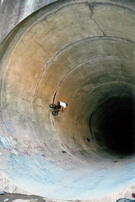 glory-hole-outlet-biker med