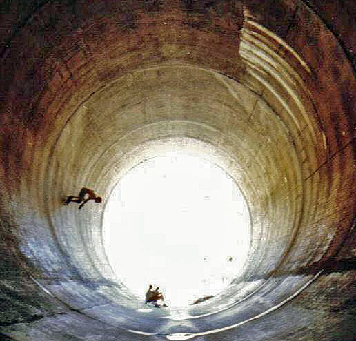 Skateboard Glory Hole