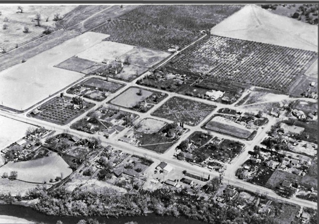 Monticello Town History29.jpg